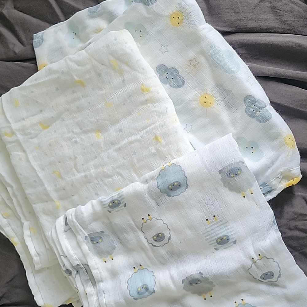 Muslin baby swaddles set of 3